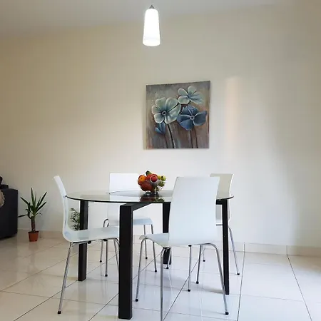 Cosy Close To The Sea *