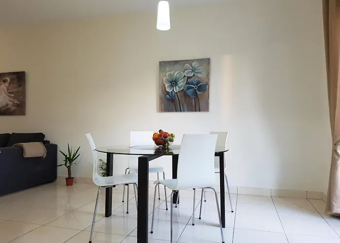 Cosy Close To The Sea *